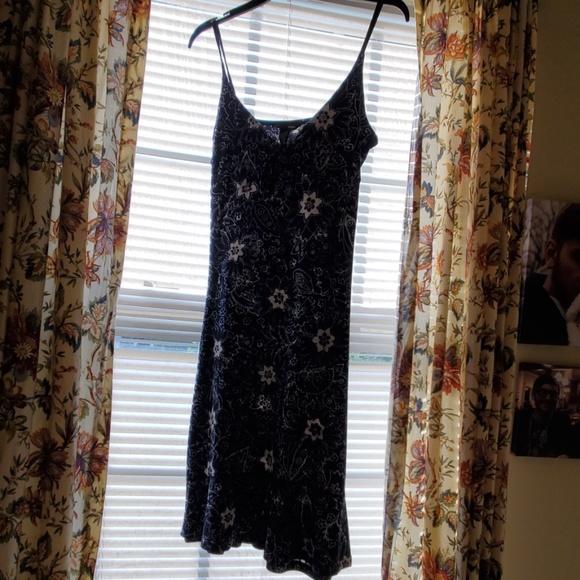 Adorable sexy slip dress - Picture 3 of 4